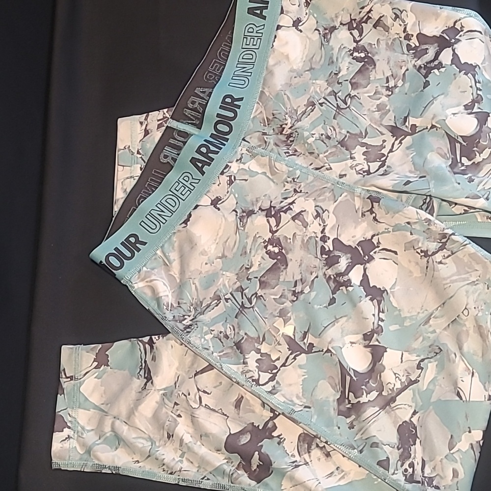 Under Armour Youth XL